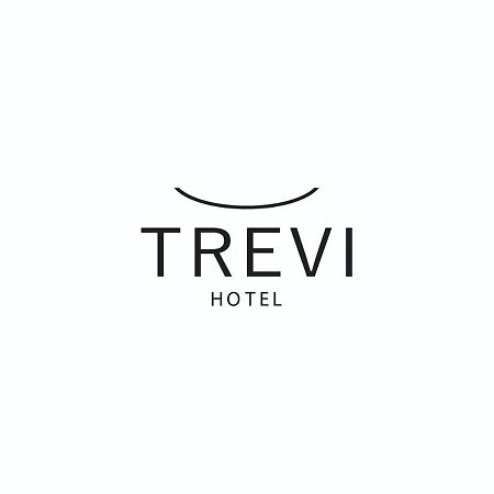 ג'גו Trevi Hotel מראה חיצוני תמונה