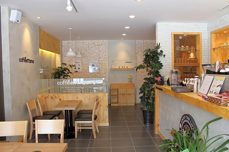 ג'גו Trevi Hotel מראה חיצוני תמונה